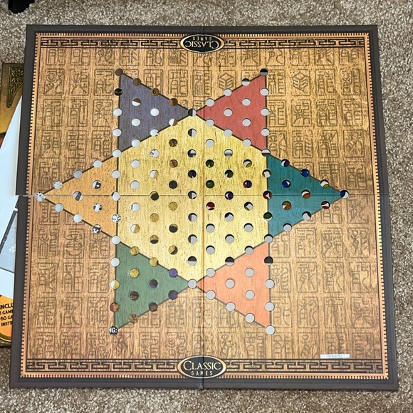 Chinese Checkers - Picture 3 of 6